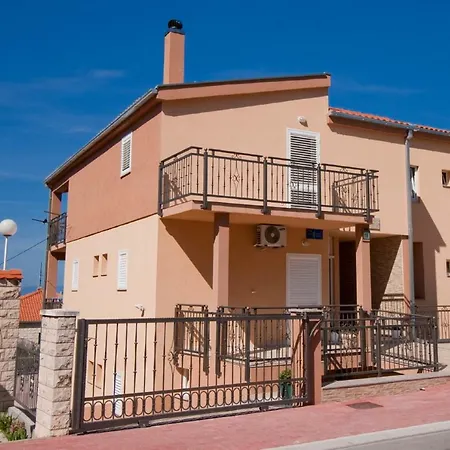 Ivana Apartman Makarska